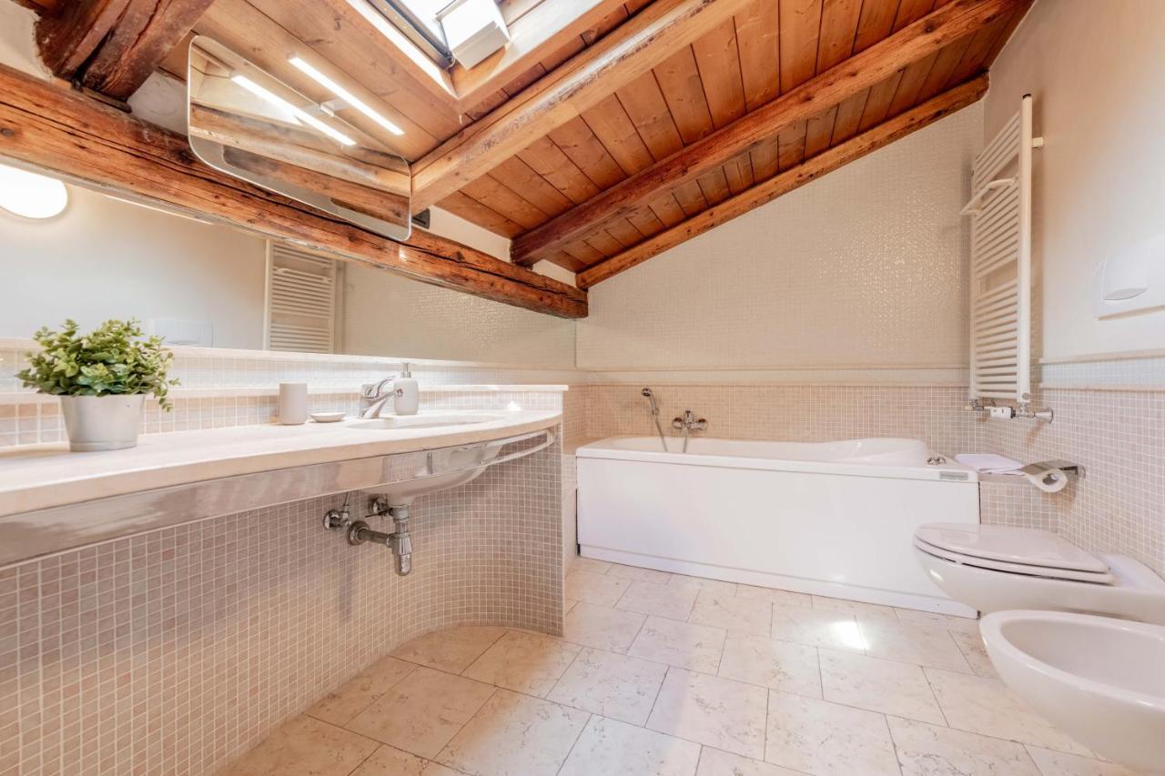 Realkasa Attico Indipendenza Apartamento Bolonha Exterior foto